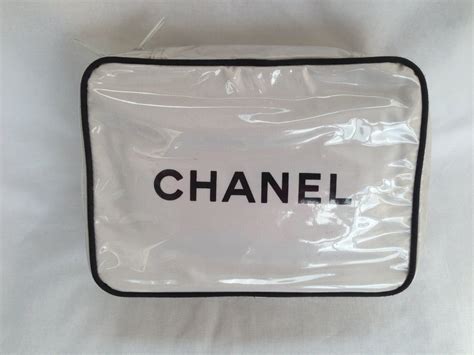 chanel toilettas ici paris